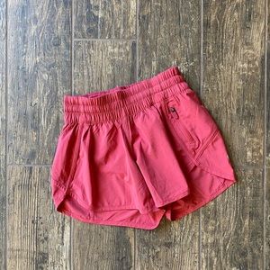 Lululemon Tracker Short